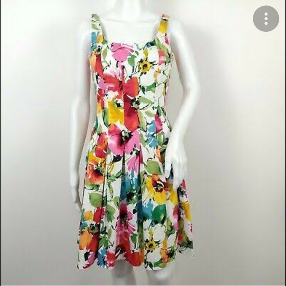 Lauren Ralph Lauren Dresses & Skirts - Lauren Ralph Lauren floral dress